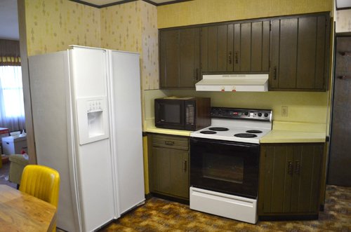 Property photo 37 - Real Estate & Personal Property Auction - 3BR Country Home on 1 Acre, Housewares, Tools, Antiques